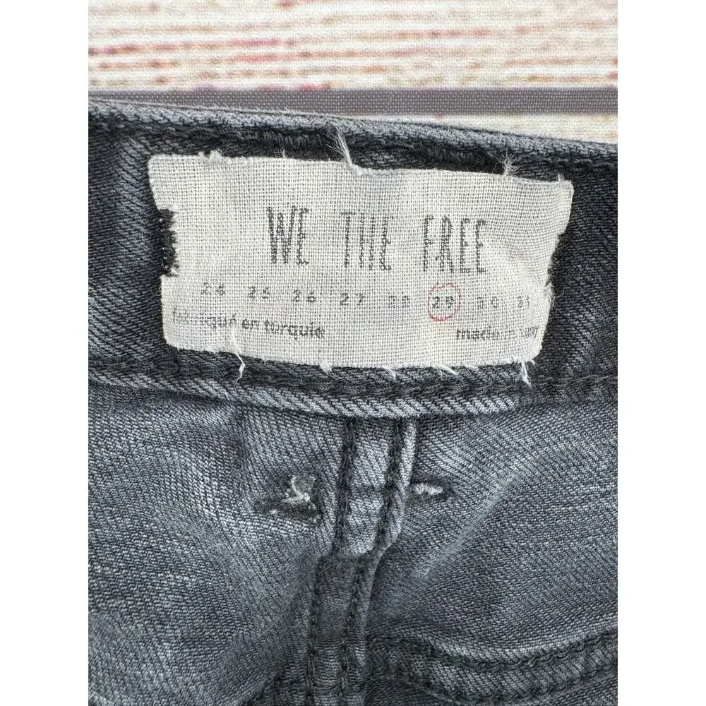 We the Free People Button Fly Straight Leg Raw Hem Jeans Womens‎ 29 Black